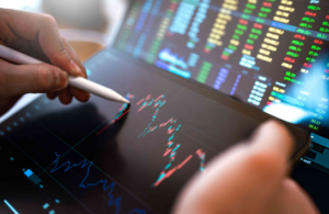 quotex vs iq option price